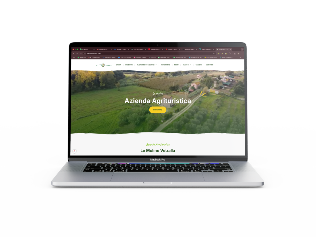 Laptop con sito web di un'azienda agrituristica.